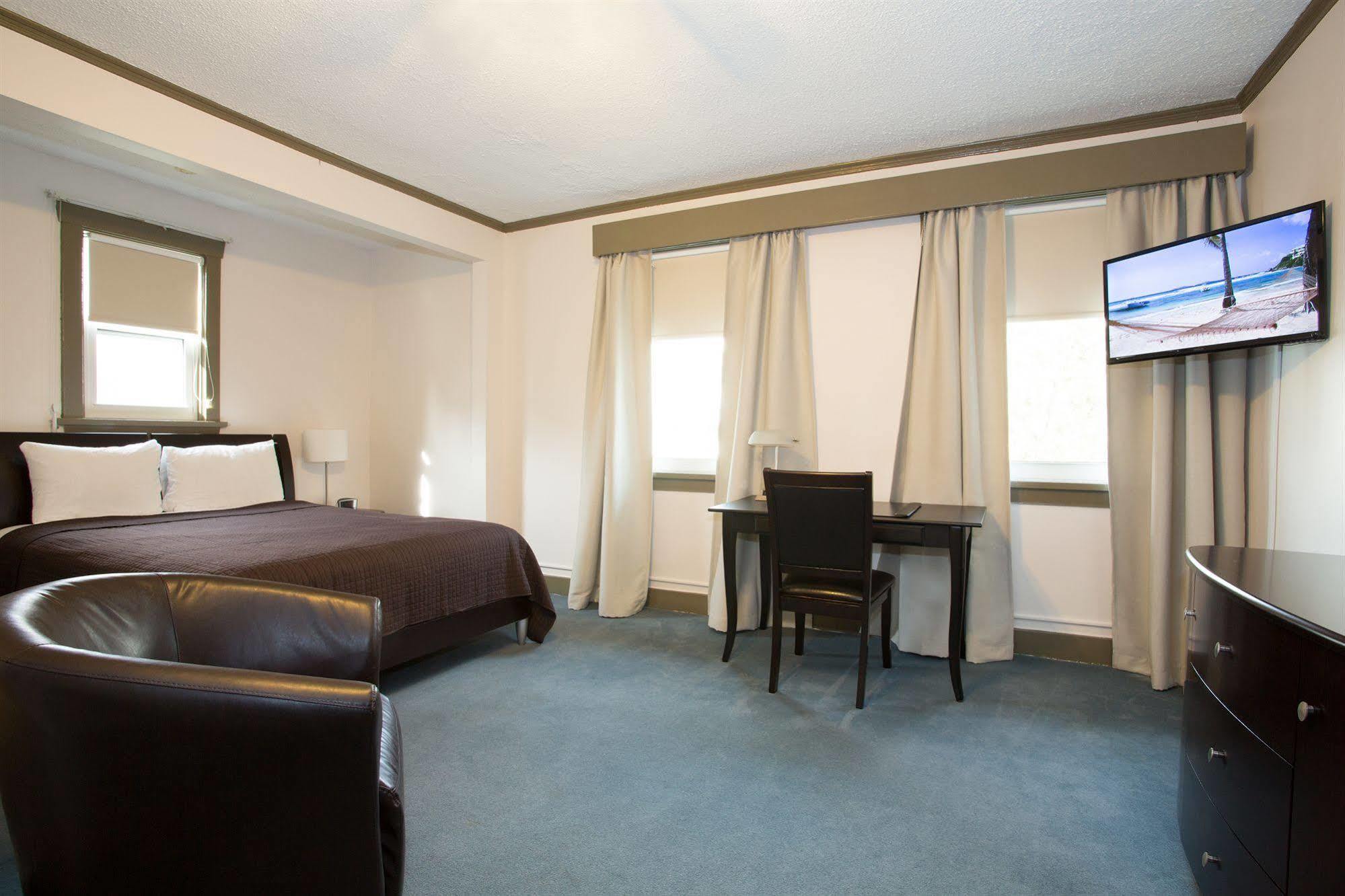 The Buchan Hotel Vancouver Zewnętrze zdjęcie