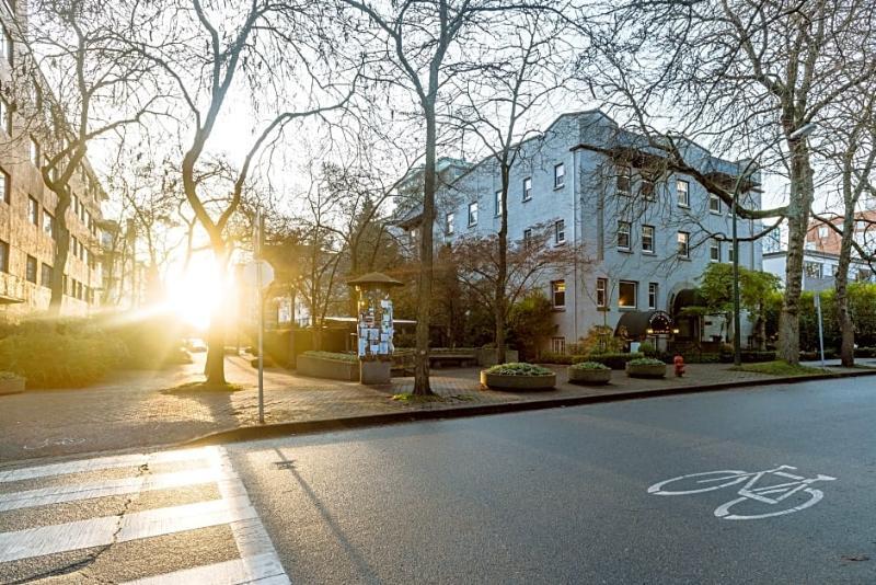 The Buchan Hotel Vancouver Zewnętrze zdjęcie
